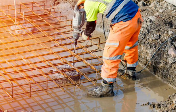 Best Commercial Concrete Contractor  in Rainbow Springs, FL